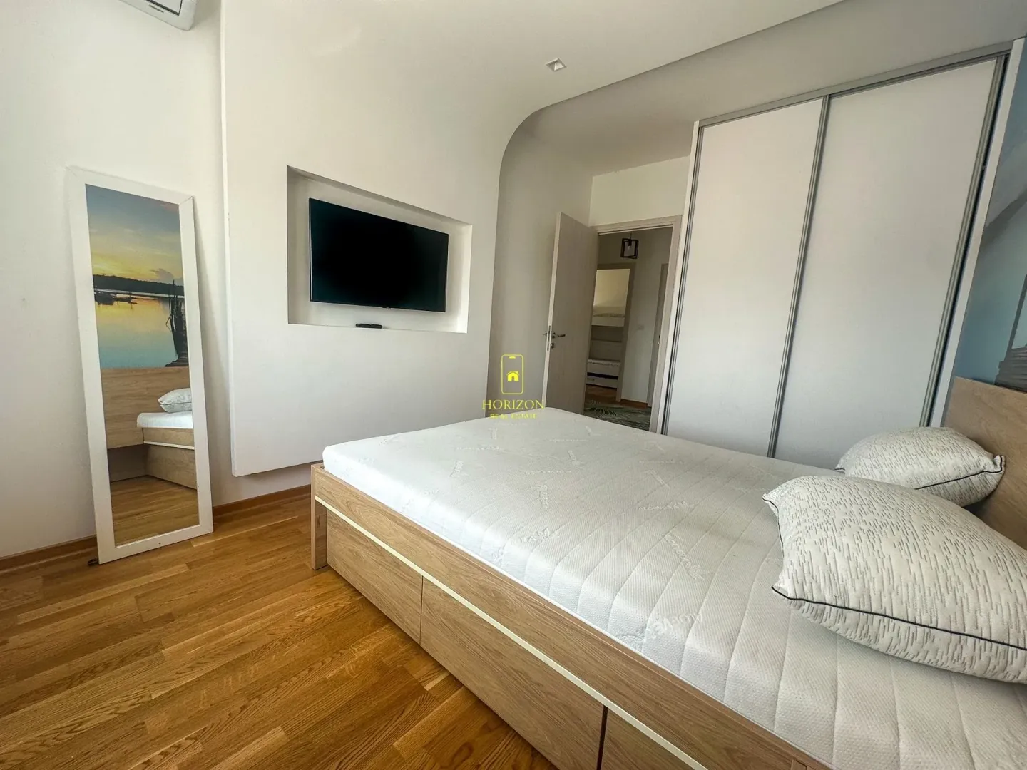 Rent, two bedroom apartment, 65m², City Kvart, Podgorica