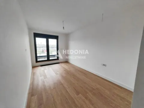 Prodaja, četvorosoban stan, 137m², Autokomanda, Voždovac Sve Podlokacije - image 5