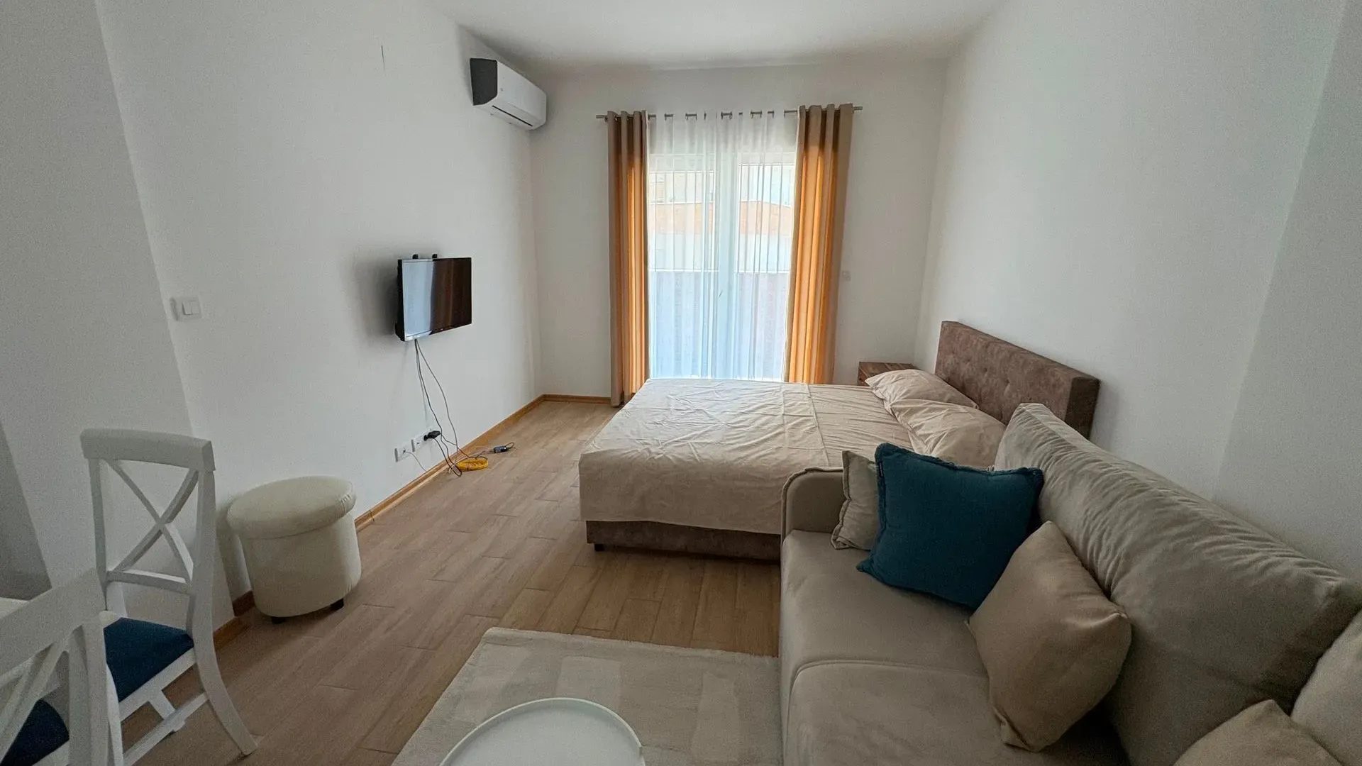 Rent, studio apartment, 33m², Budva, Crna Gora