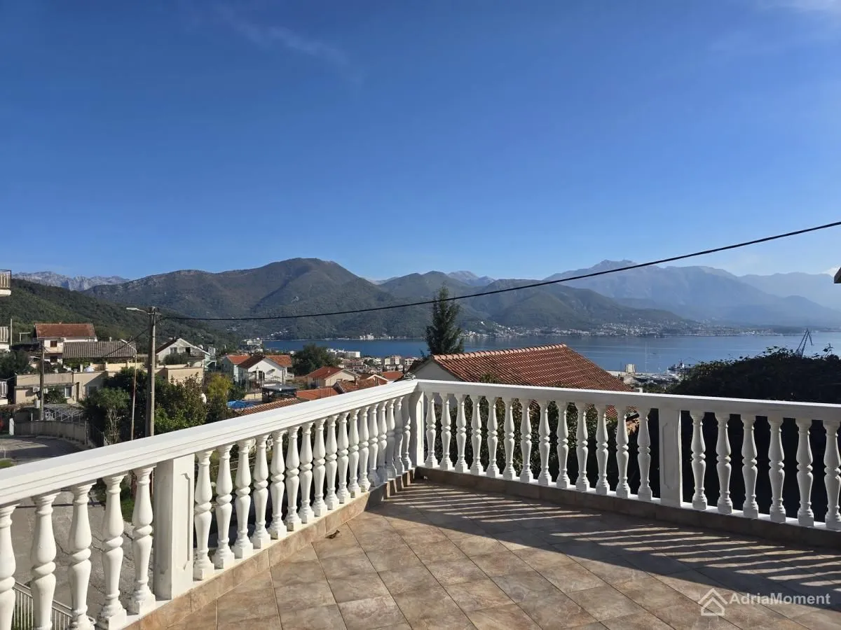 Prodaja, kuća, 162m², Bijela, Herceg Novi
