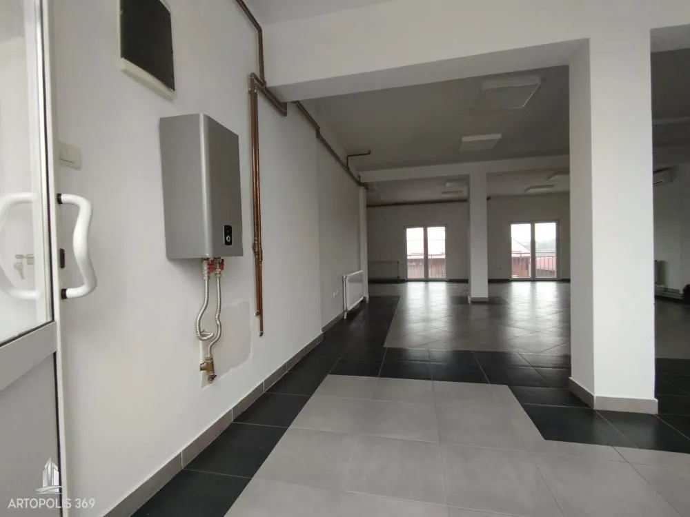 Rent, office space, 100m², Mali Mokri Lug, Zvezdara Sve Podlokacije