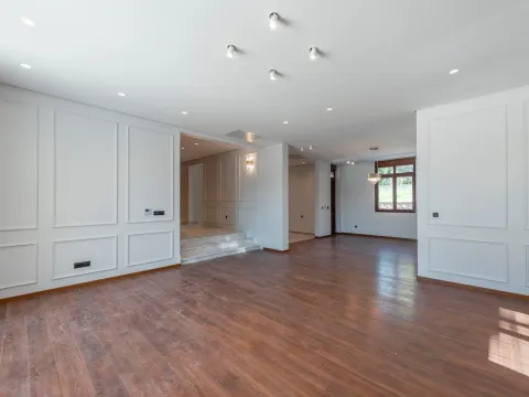 Prodaja, kuća, 492m², Mareza, Podgorica - image 10