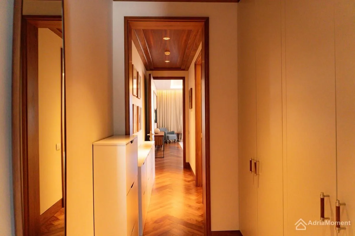 Prodaja, trosoban stan, 174m², Porto Montenegro, Tivat