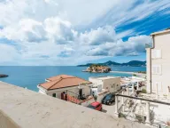 Sale, three bedroom apartment, 139m², Sveti Stefan, Budva - image 1