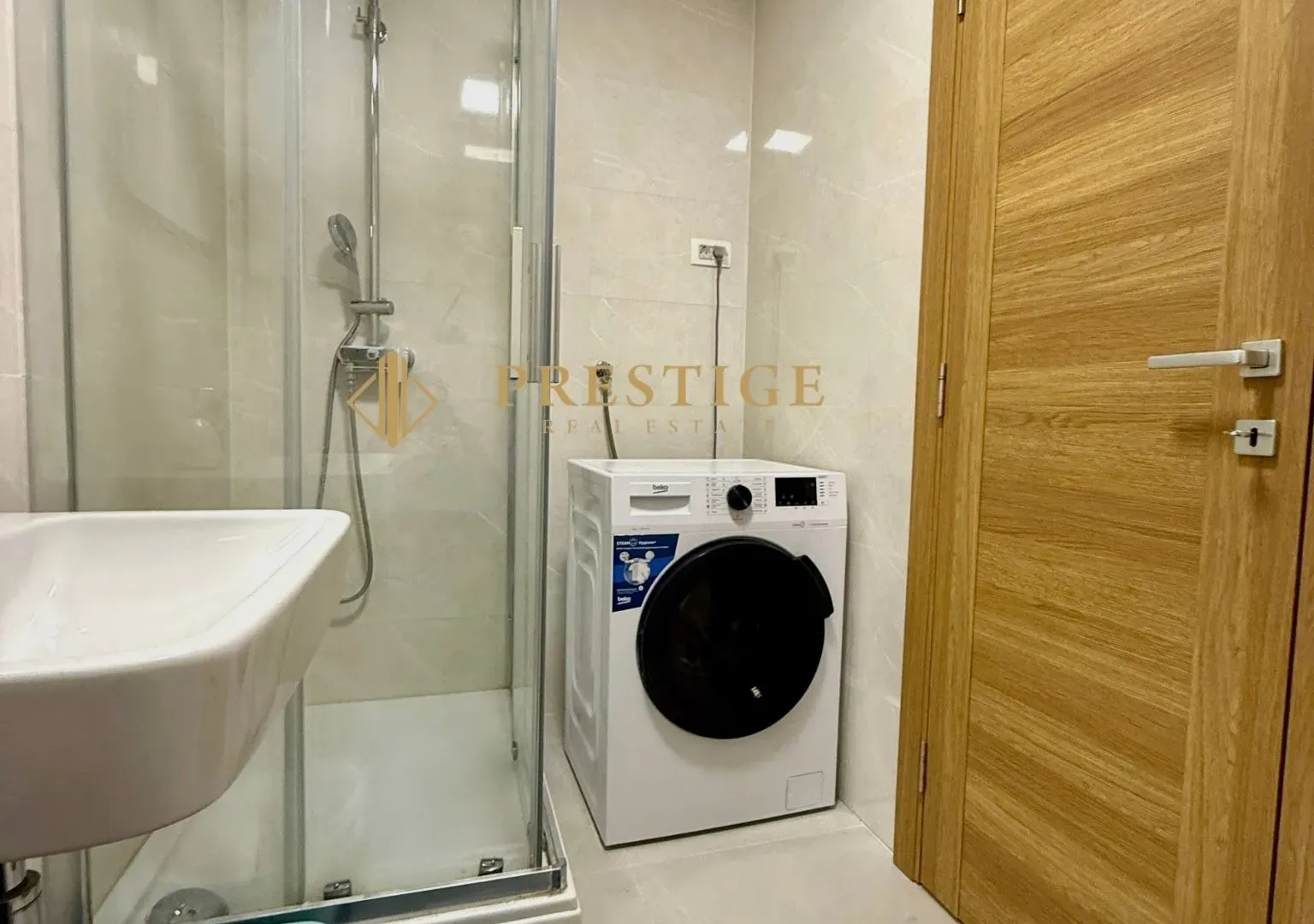 Izdavanje, jednosoban stan, 45m², City Kvart, Podgorica