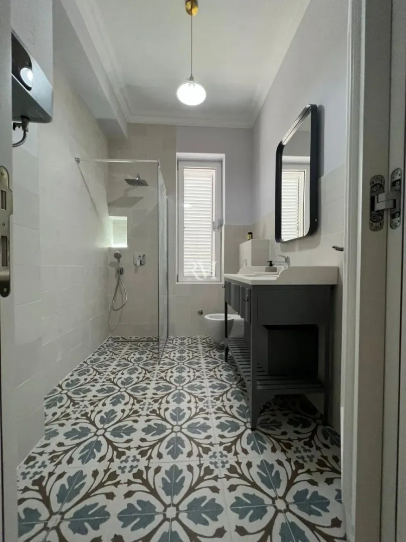 Rent, three bedroom apartment, 97m², Centar, Tivat