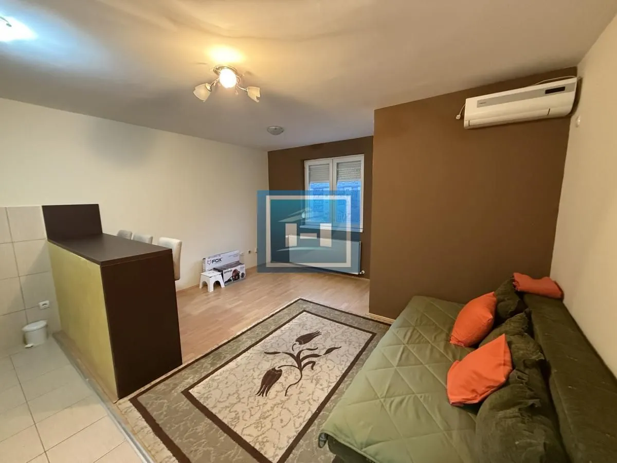 Rent, studio apartment, 29m², Centar, Jagodina