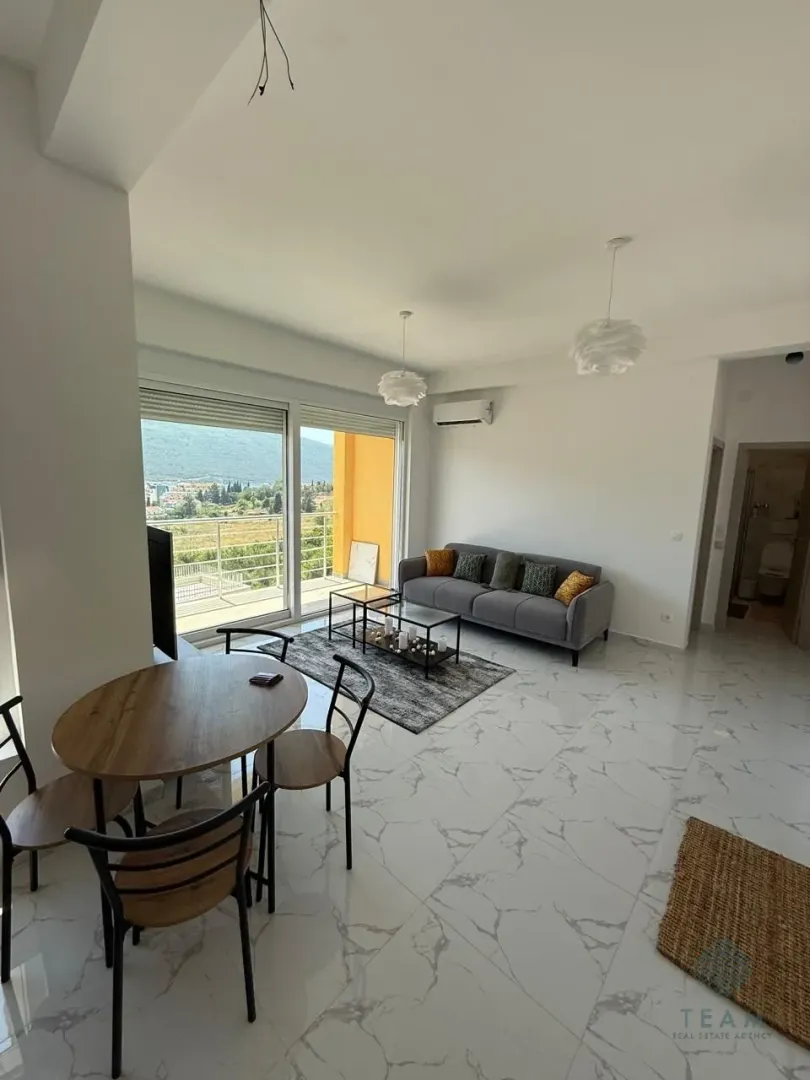Prodaja, jednosoban stan, 47m², Đenovići, Herceg Novi