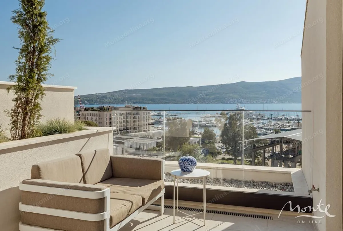 Prodaja, dvosoban stan, 179m², Porto Montenegro, Tivat