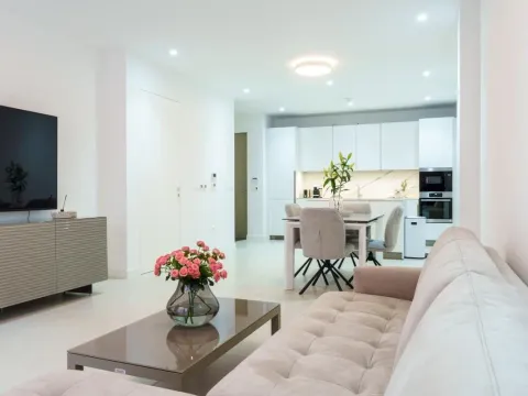 Sale, house, 286m², Tivat, Crna Gora - image 4