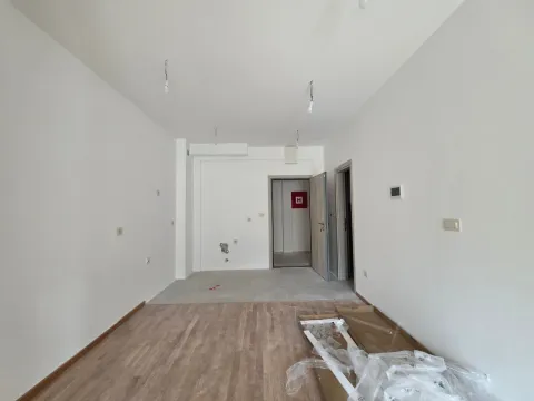 Sale, one bedroom apartment, 40m², Budva, Crna Gora - image 22