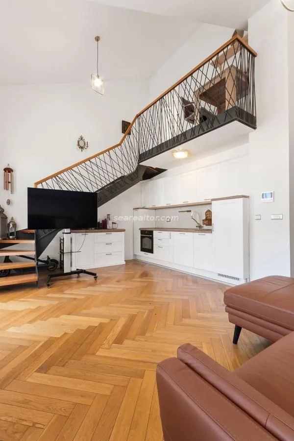 Prodaja, dvosoban stan, 68m², Tivat, Crna Gora