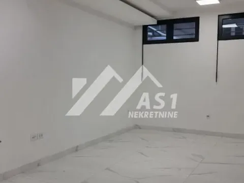 Poslovni prostor in Spens