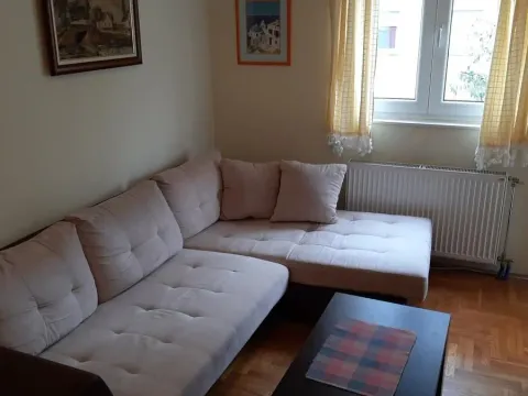 Izdavanje, jednosoban stan, 37m², Centar, Novi Sad - image 2