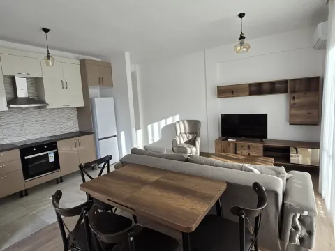 Prodaja, jednosoban stan, 52m², Stari Aerodrom, Podgorica - image 12