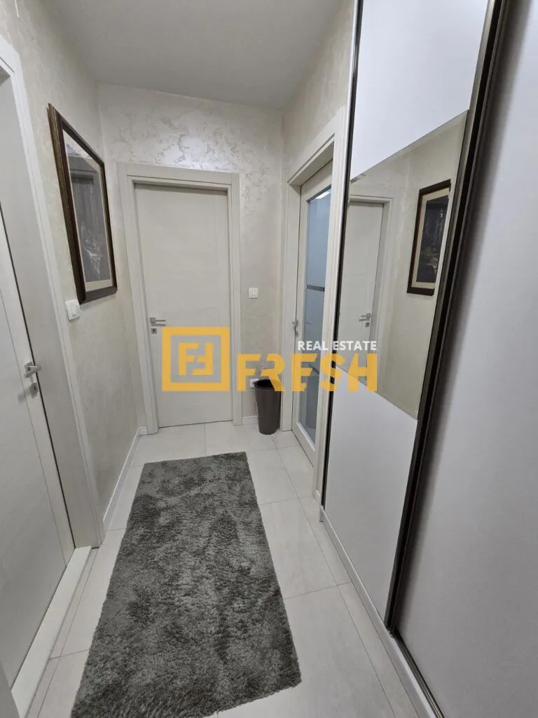 Izdavanje, jednosoban stan, 49m², City Kvart, Podgorica