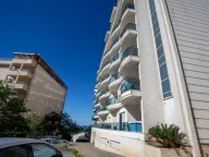 Sale, studio apartment, 24m², Bečići, Budva - image 5