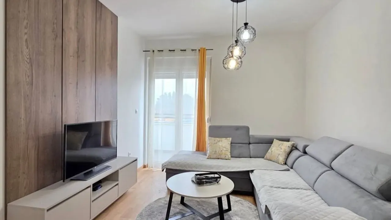 Prodaja, jednosoban stan, 44m², Pobrežje, Podgorica