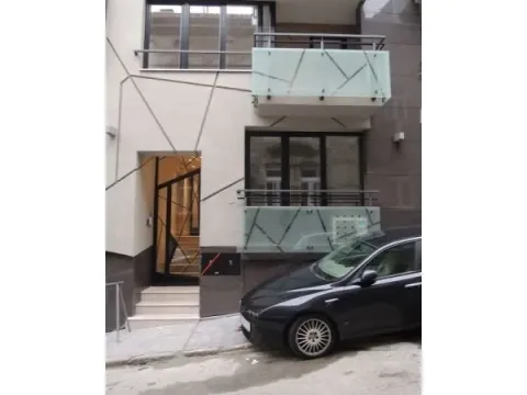 Izdavanje, poslovni prostor, 23m², Stari Grad, Beograd - image 4