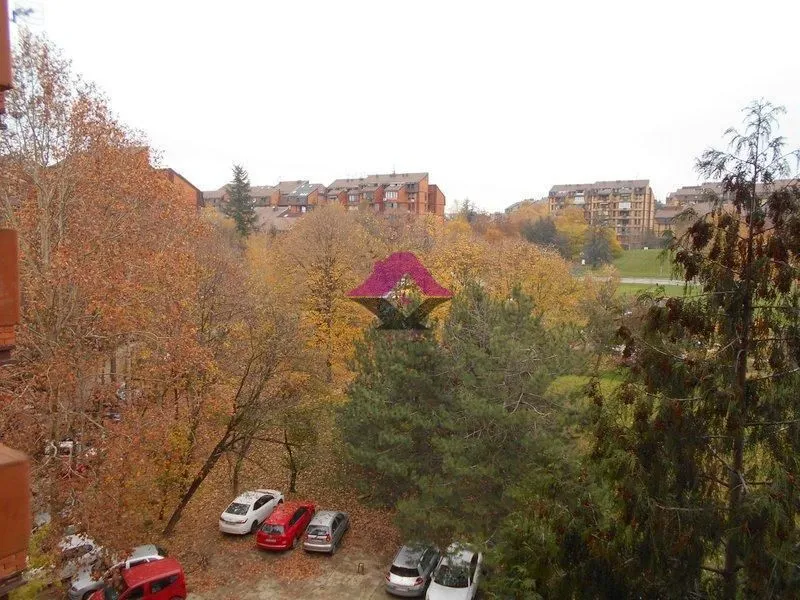 Izdavanje, trosoban stan, 75m², Cerak, Beograd