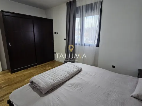 Rent, two bedroom apartment, 100m², Blok 9, Podgorica - image 6