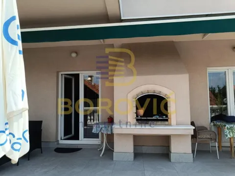 Sale, house, 220m², Sremčica, Beograd - image 18