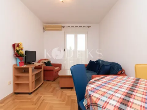 Rent, one bedroom apartment, 36m², Stari Aerodrom, Podgorica - image 2
