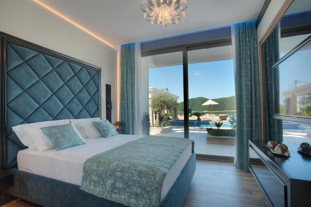 Rent, house, 180m², Prijevor, Budva