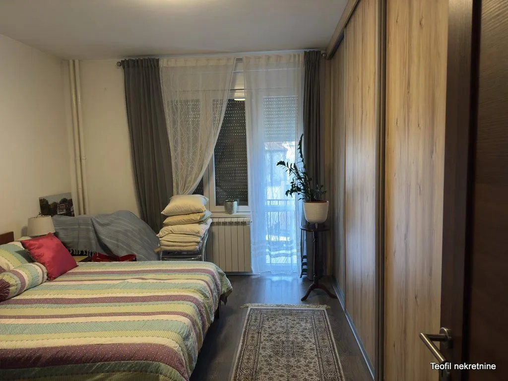 Prodaja, trosoban stan, 73m², Palilulska Pijaca, Palilula Sve Podlokacije