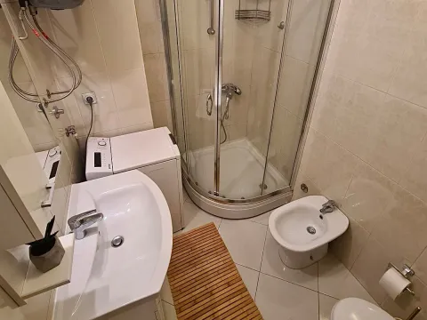 Rent, two bedroom apartment, 65m², Stara Varoš, Podgorica - image 12