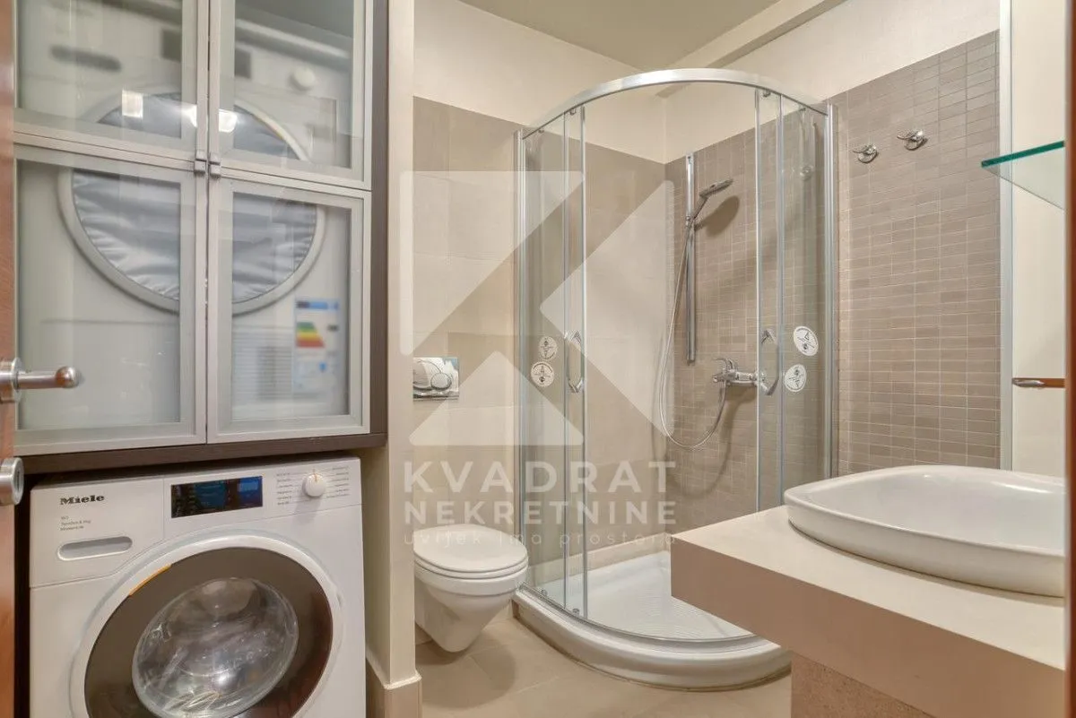Rent, two bedroom apartment, 90m², Centar, Podgorica