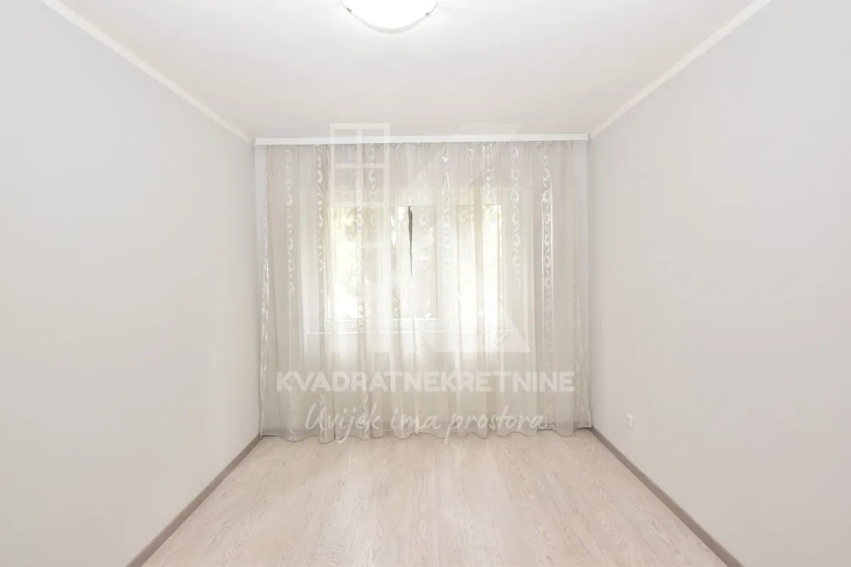 Izdavanje, poslovni prostor, 41m², Preko Morače, Podgorica