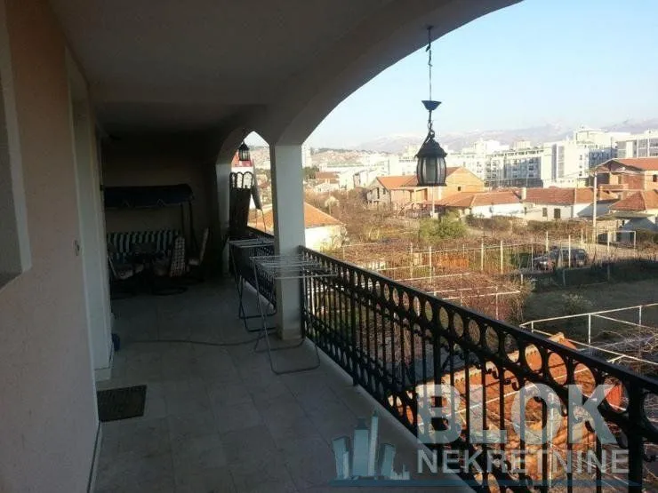 Rent, three bedroom apartment, 150m², Preko Morače, Podgorica