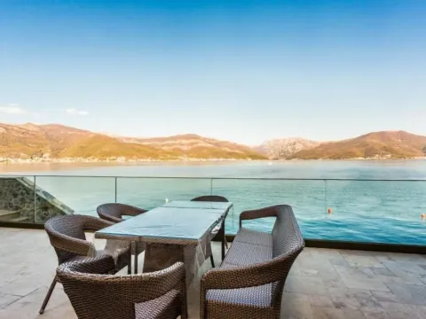 Prodaja, kuća, 240m², Krašići, Tivat - image 2