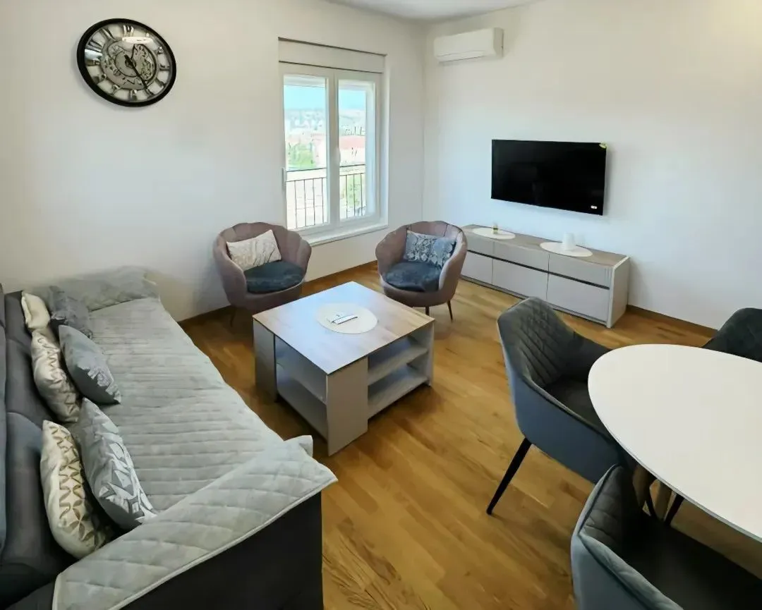 Rent, two bedroom apartment, 66m², Stari Aerodrom, Podgorica