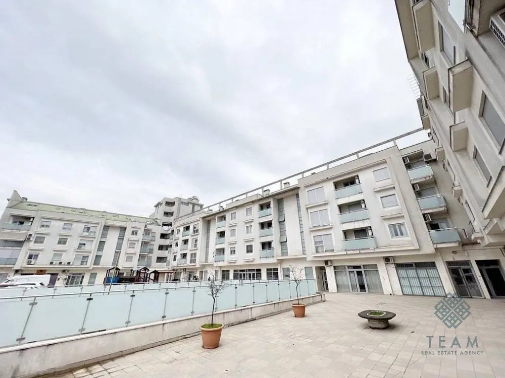 Prodaja, dvosoban stan, 112m², Tološka šuma, Podgorica