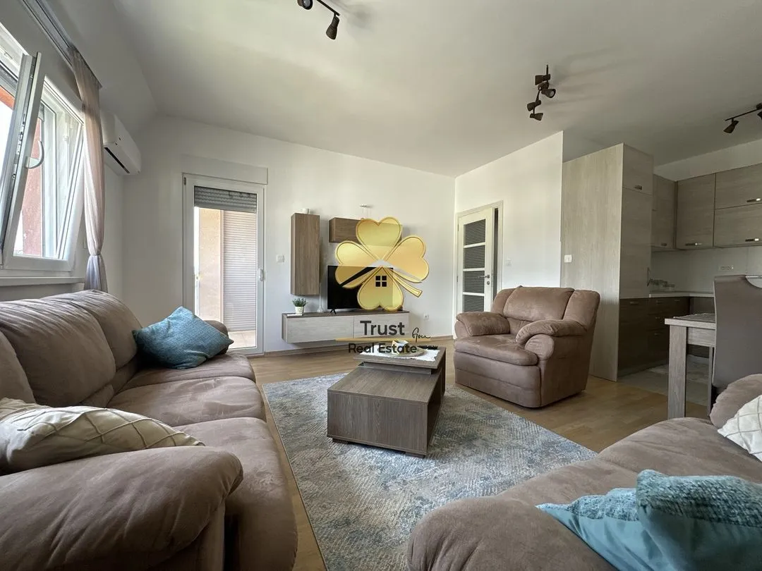Rent, two bedroom apartment, 70m², Blok 9, Podgorica