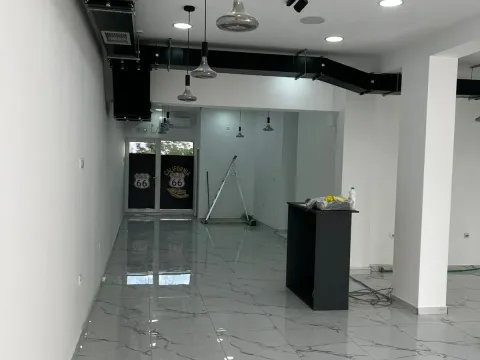 Izdavanje, poslovni prostor, 96m², Stari Aerodrom, Podgorica - image 3