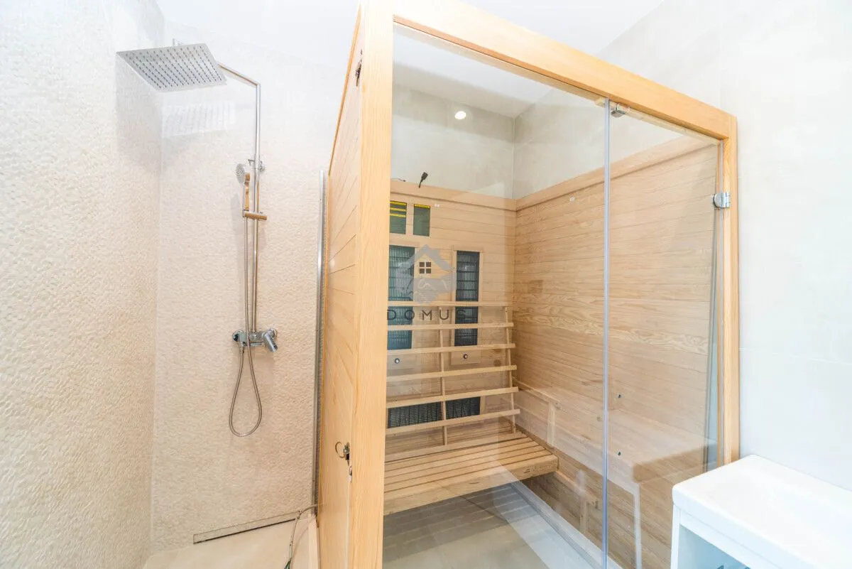 Rent, house, 225m², Gornja Gorica, Podgorica