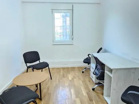 Izdavanje, trosoban stan, 70m², Zabjelo, Podgorica - image 4