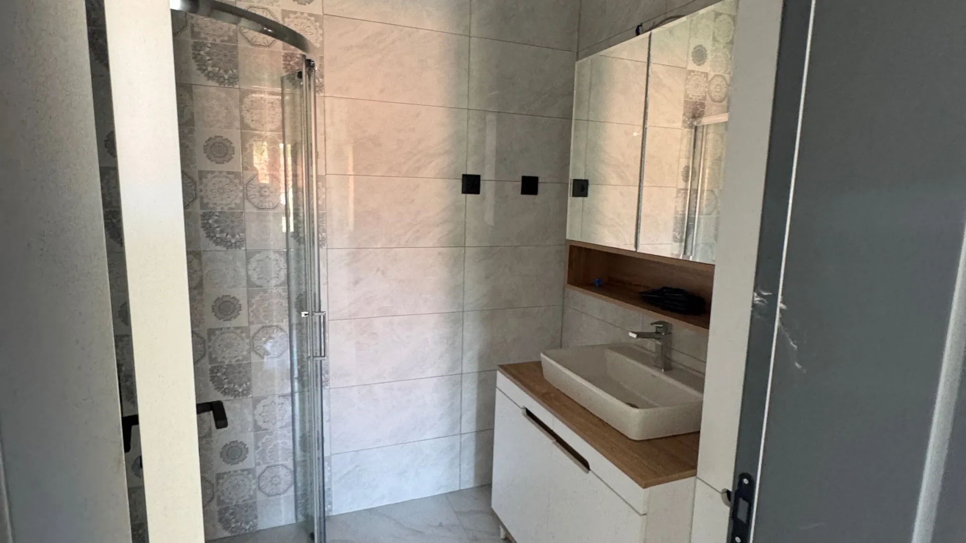 Prodaja, trosoban stan, 109m², Bijela, Herceg Novi