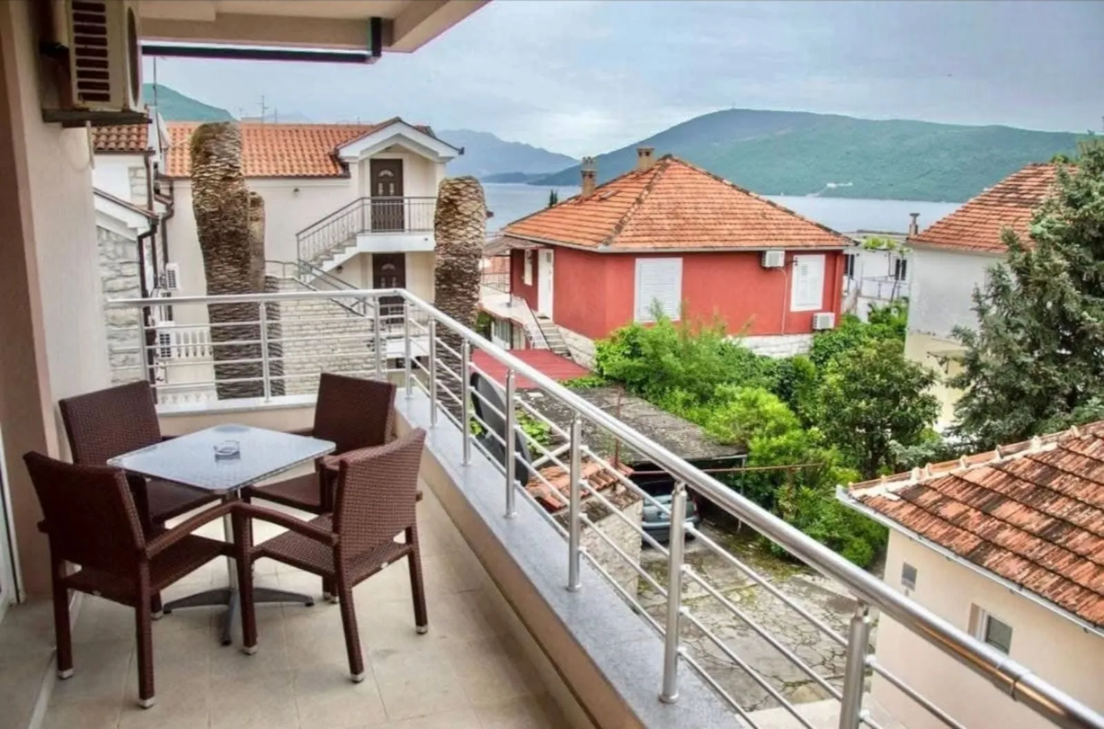 Rent, two bedroom apartment, 62m², Savina, Herceg Novi
