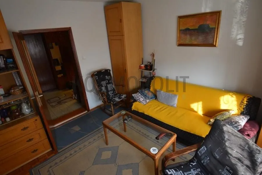 Sale, house, 74m², Čubura, Beograd