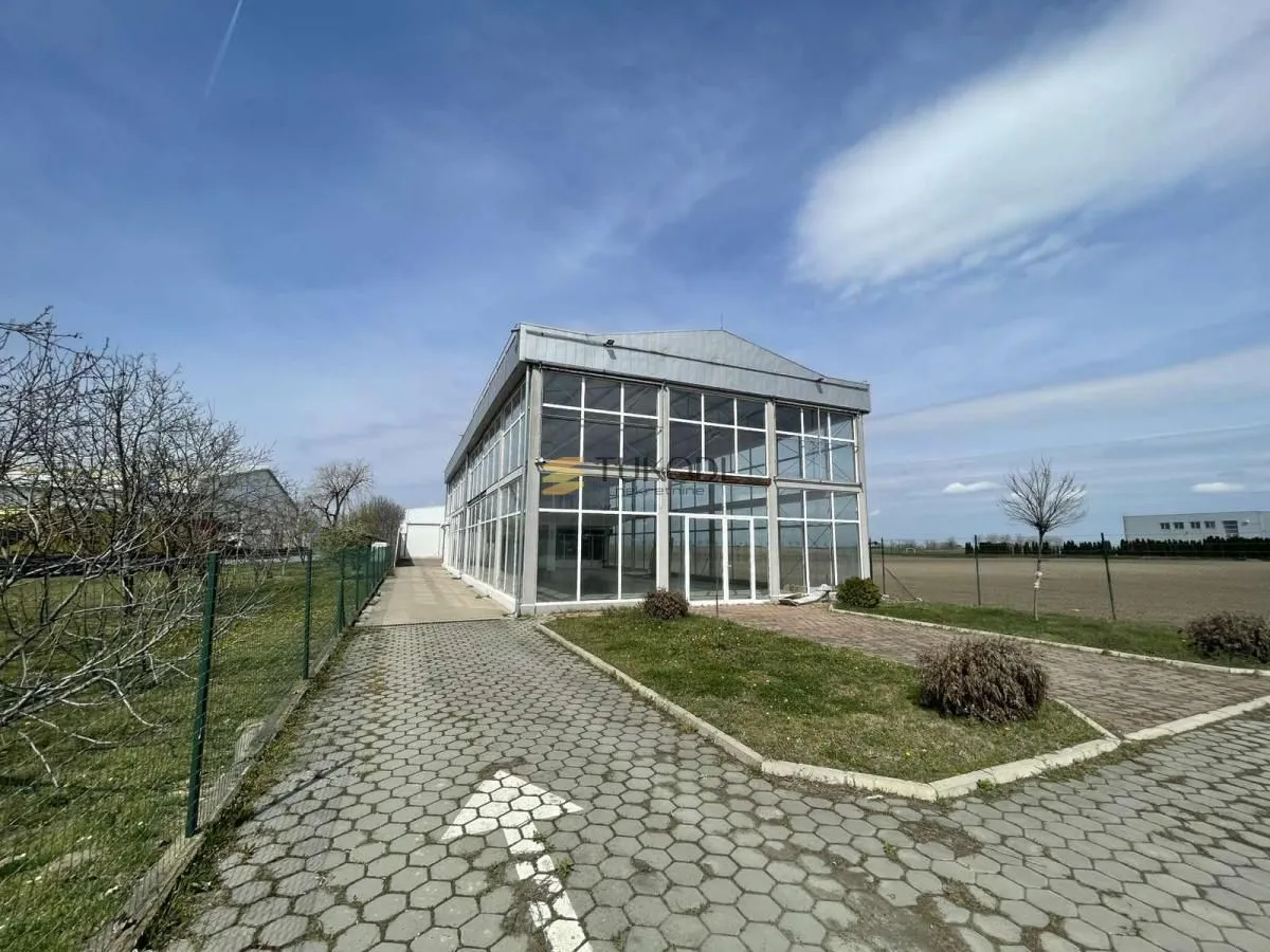Sale, office space, 1193m², Kać, Novi Sad Sve Podlokacije