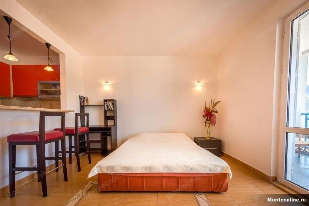 Prodaja, garsonjera, 50m², Dobrota, Kotor