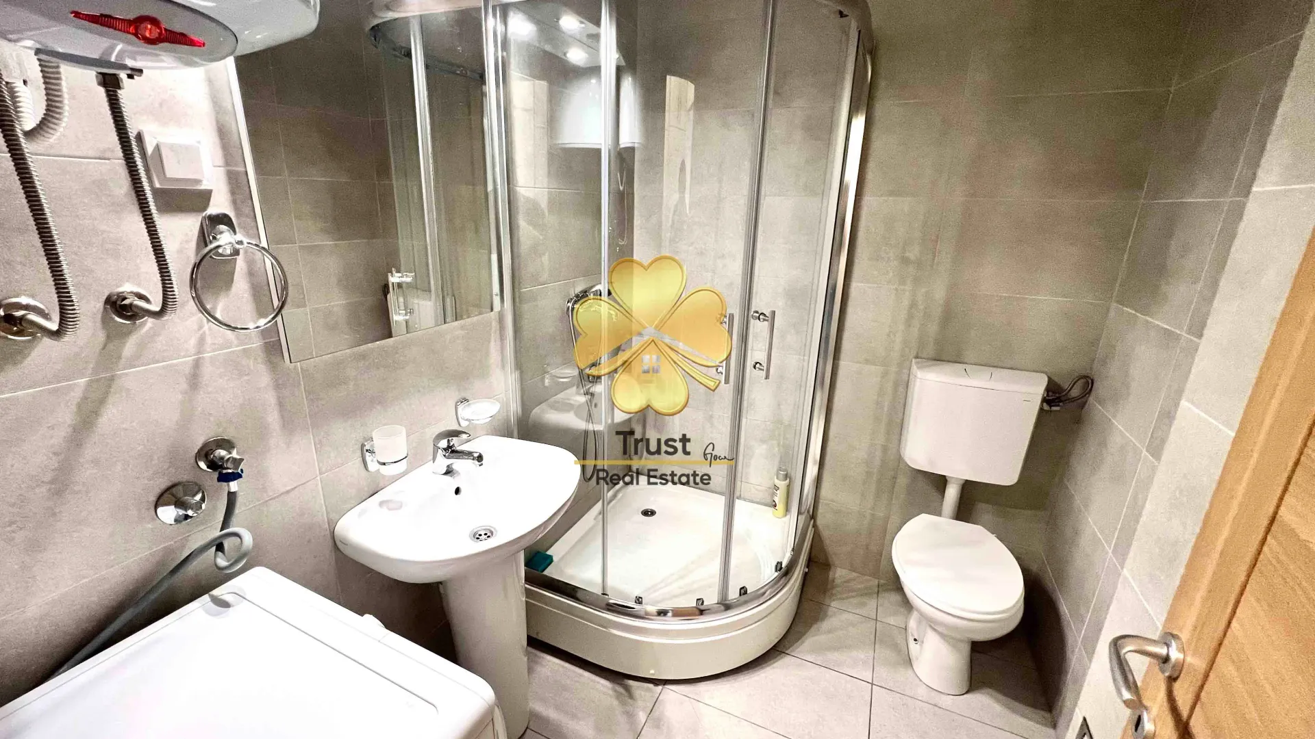 Rent, studio apartment, 30m², Stari Aerodrom, Podgorica
