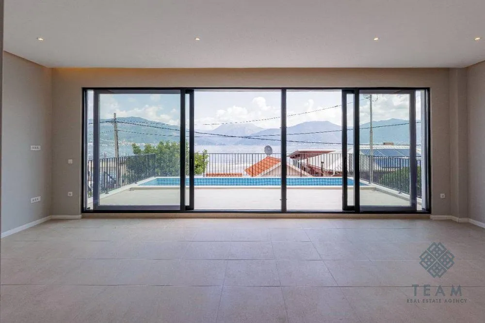 Prodaja, kuća, 200m², Krašići, Tivat