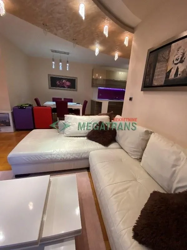 Rent, three bedroom apartment, 76m², Centar, Novi Sad