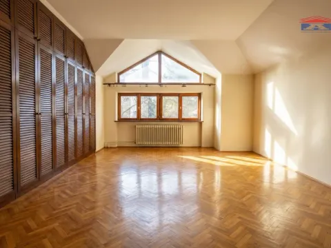 Prodaja, kuća, 298m², Jodna Banja, Novi Sad Sve Podlokacije - image 21