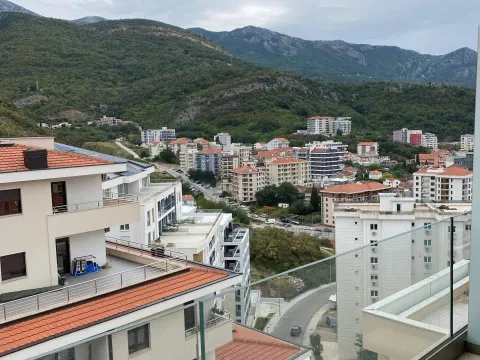 Sale, one bedroom apartment, 43m², Bečići, Budva - image 9